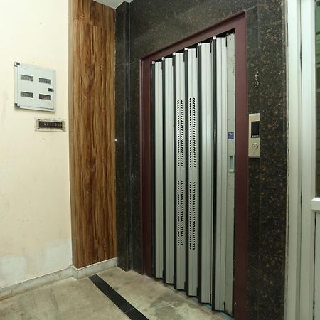 Oyo Flagship 17204 Vrindawan Galaxy Hotel Kanpur Luaran gambar