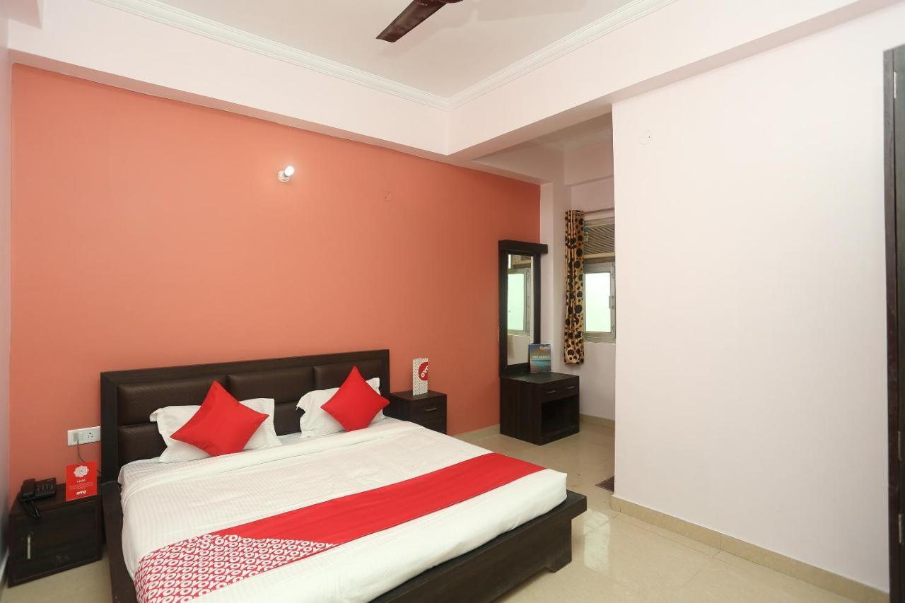 Oyo Flagship 17204 Vrindawan Galaxy Hotel Kanpur Luaran gambar