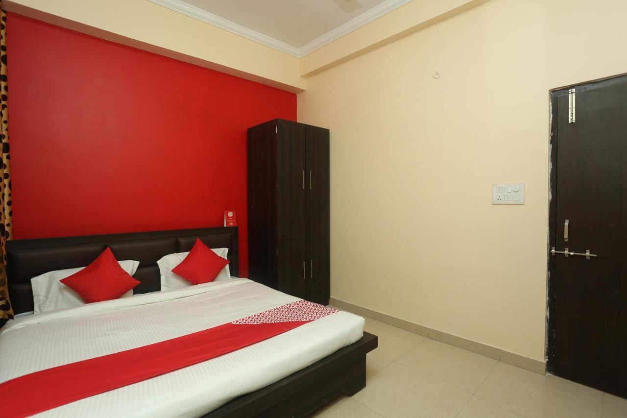 Oyo Flagship 17204 Vrindawan Galaxy Hotel Kanpur Luaran gambar