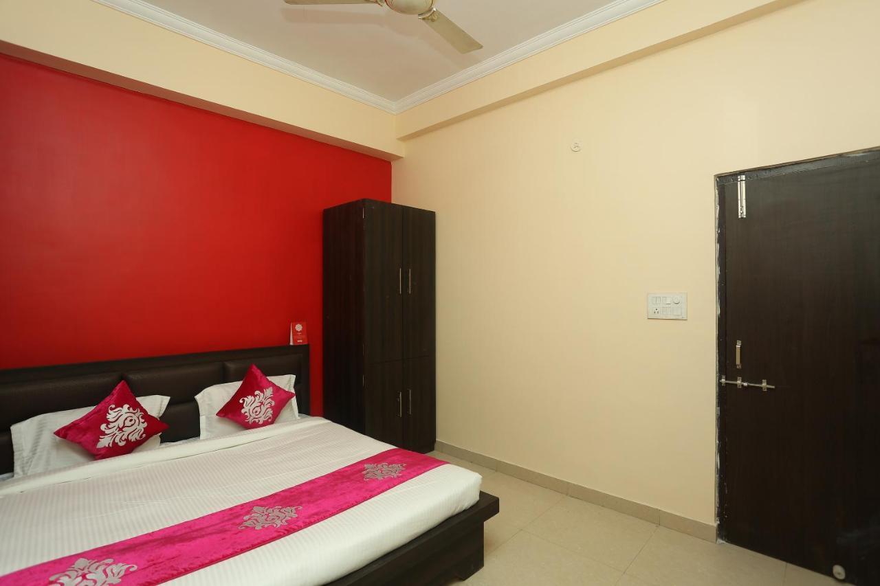 Oyo Flagship 17204 Vrindawan Galaxy Hotel Kanpur Luaran gambar