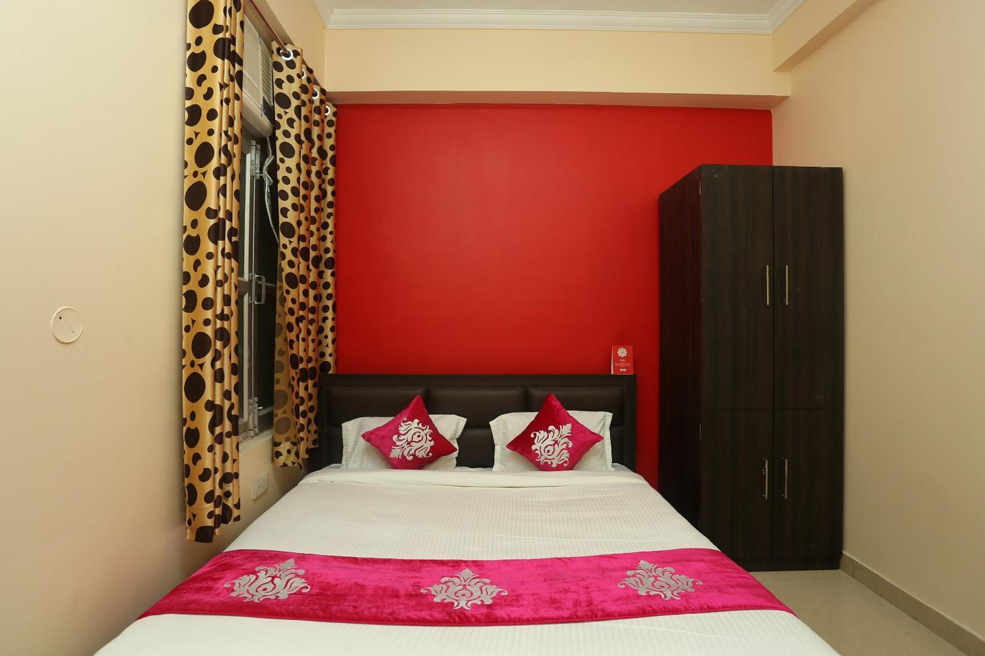 Oyo Flagship 17204 Vrindawan Galaxy Hotel Kanpur Luaran gambar