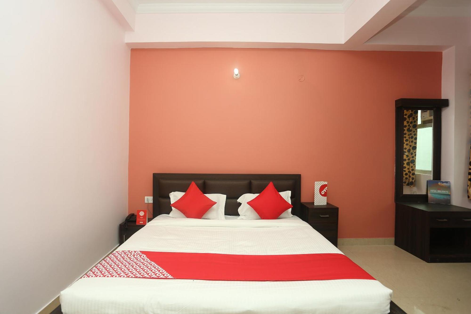 Oyo Flagship 17204 Vrindawan Galaxy Hotel Kanpur Luaran gambar
